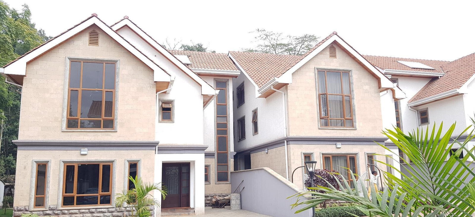 Brand-New 5-Ensuite Triplex with Attic & DSQ - Lavington