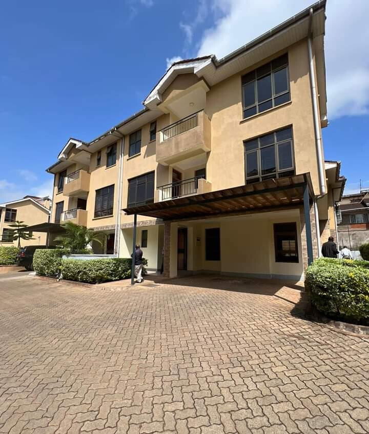 5-Bed Townhouse with Pool & Backup Generator - Lavington