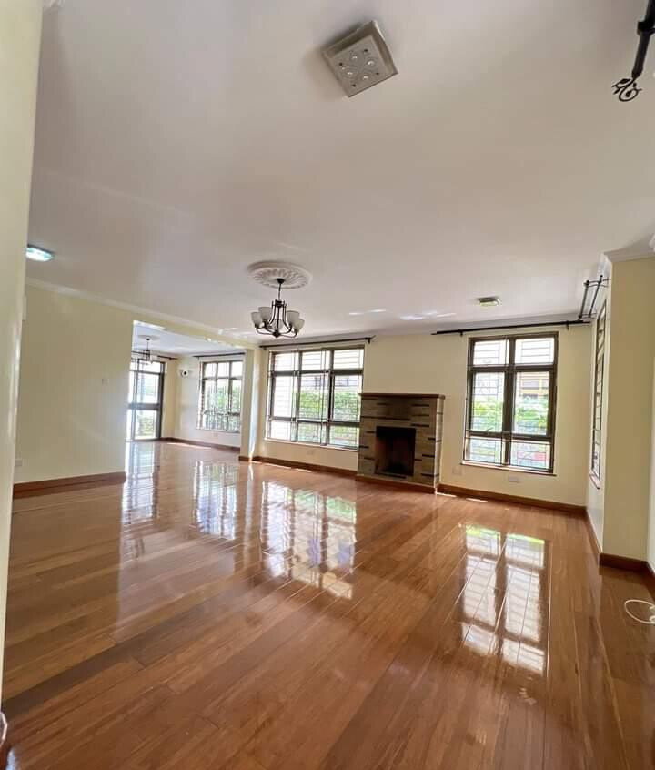 5-Bed Townhouse with Pool & Backup Generator - Lavington