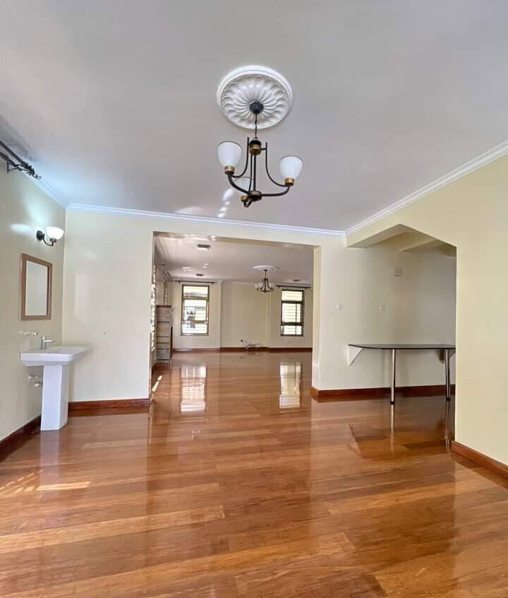5-Bed Townhouse with Pool & Backup Generator - Lavington