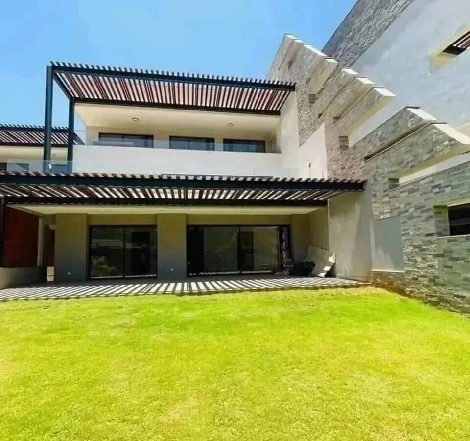 5-Bed Luxury Villa with Italian Kitchen & Club Access - Lower Kabete