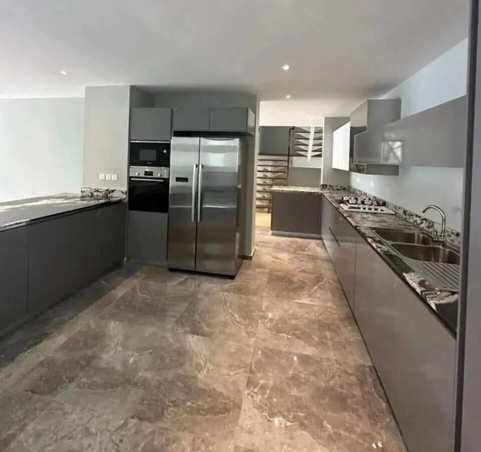 5-Bed Luxury Villa with Italian Kitchen & Club Access - Lower Kabete