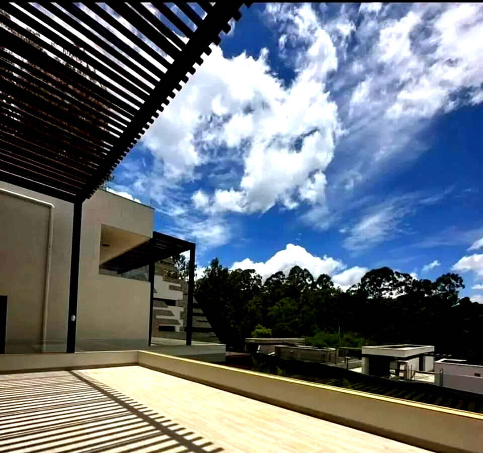 5-Bed Luxury Villa with Italian Kitchen & Club Access - Lower Kabete