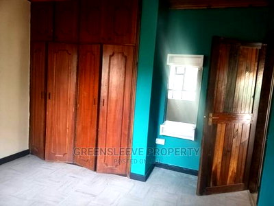 2bdrm Bungalow in Hillcrest Close, Hardy for Rent - Image 1