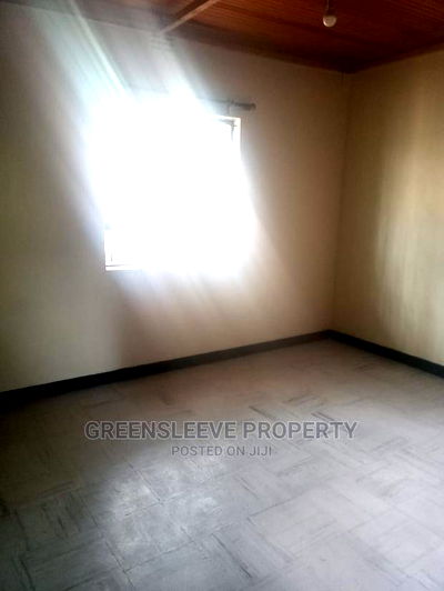 2bdrm Bungalow in Hillcrest Close, Hardy for Rent - Image 2