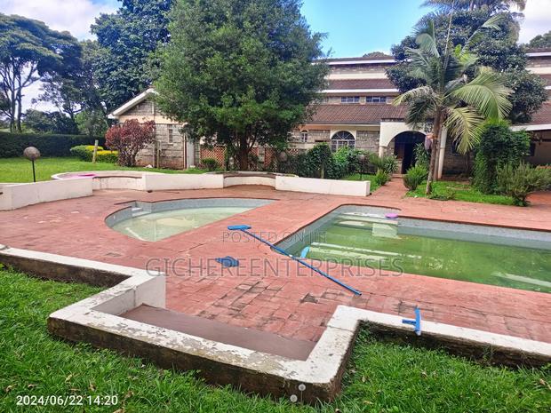 6bdrm Bungalow in Karen for rent