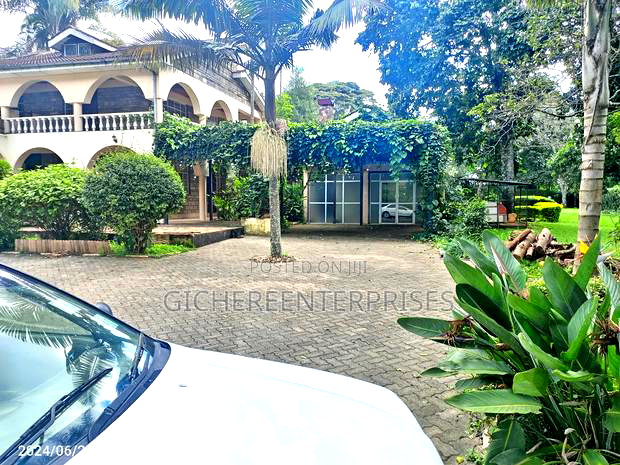 6bdrm Bungalow in Karen for rent