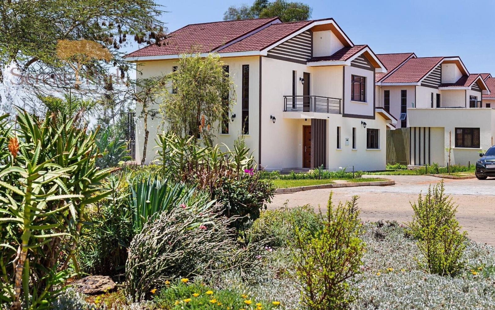 4BR All-Ensuite Villa with Club & Pool - Athi River