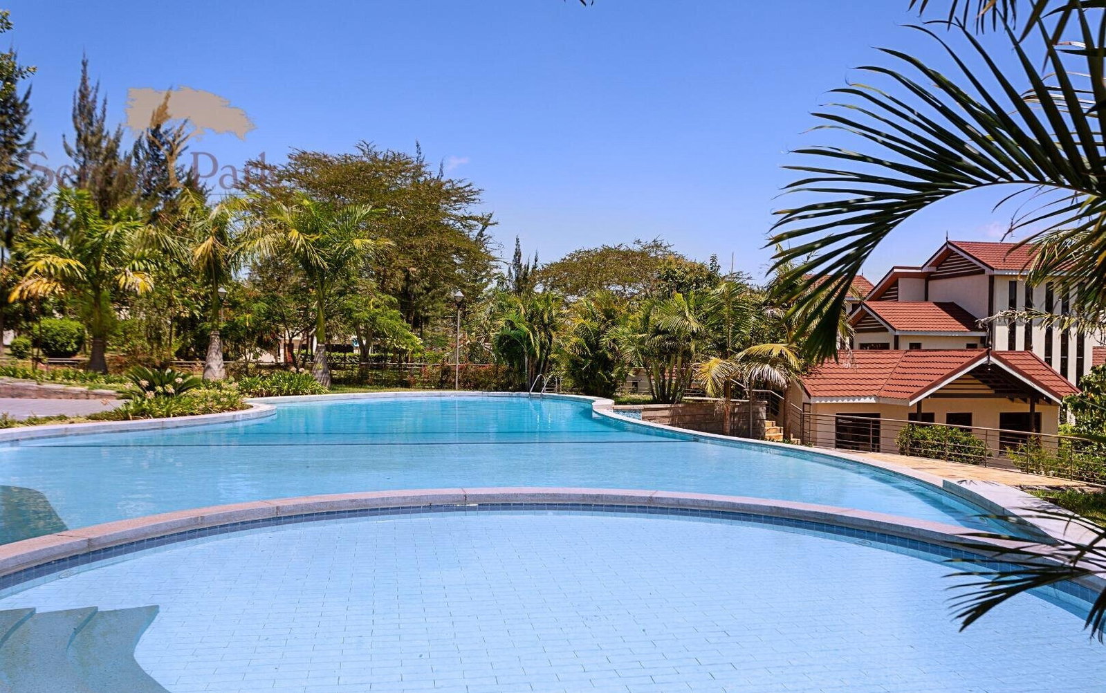 4BR All-Ensuite Villa with Club & Pool - Athi River