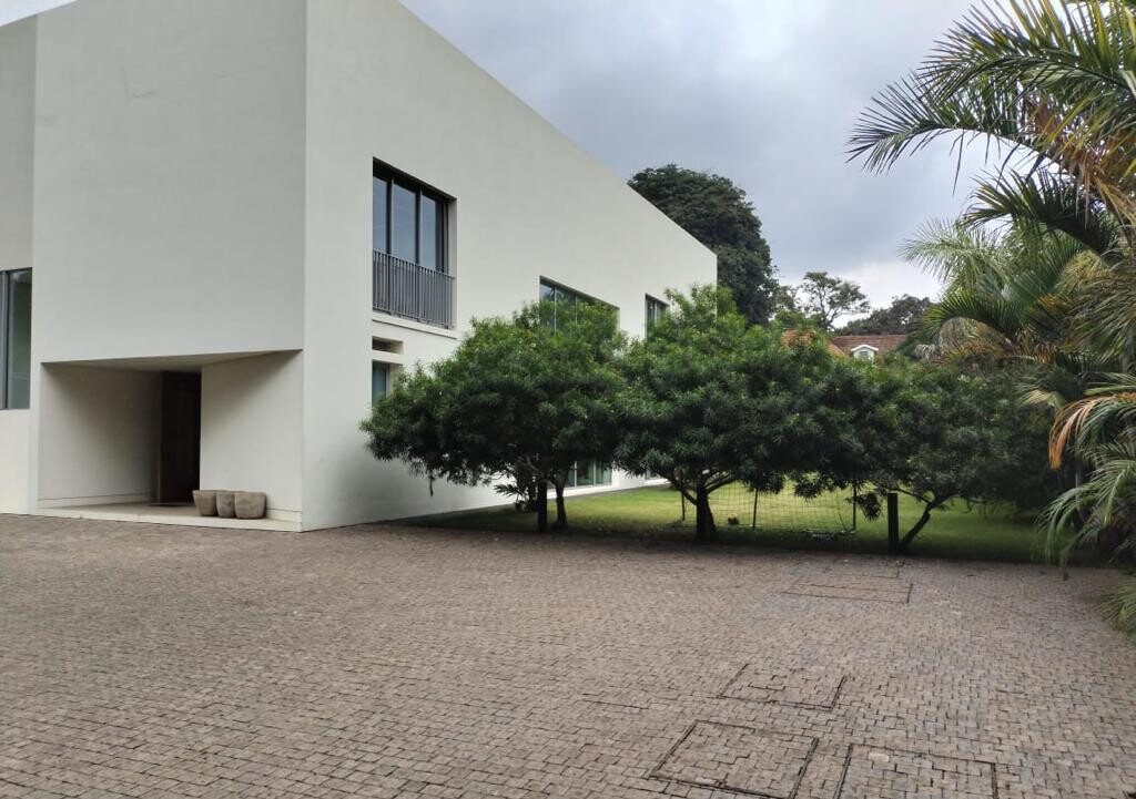 5-Bed Townhouse on Half Acre with Private Garden - Muthaiga