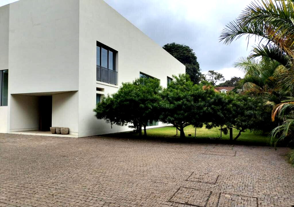 5-Bed Townhouse on Half Acre with Private Garden - Muthaiga