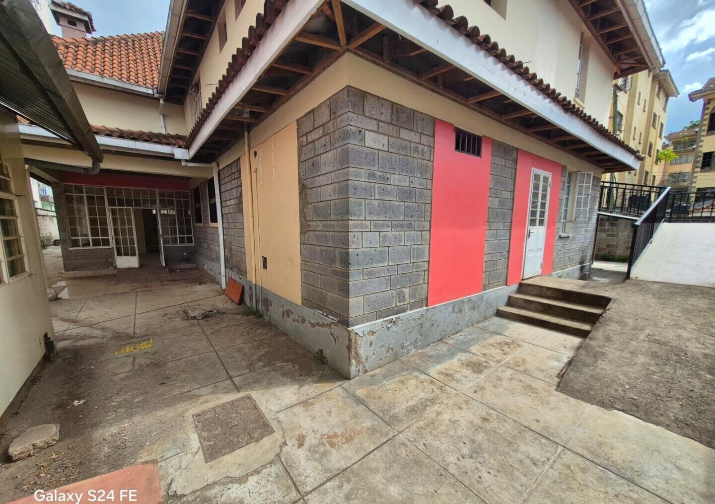 9BR Commercial House in Kilimani