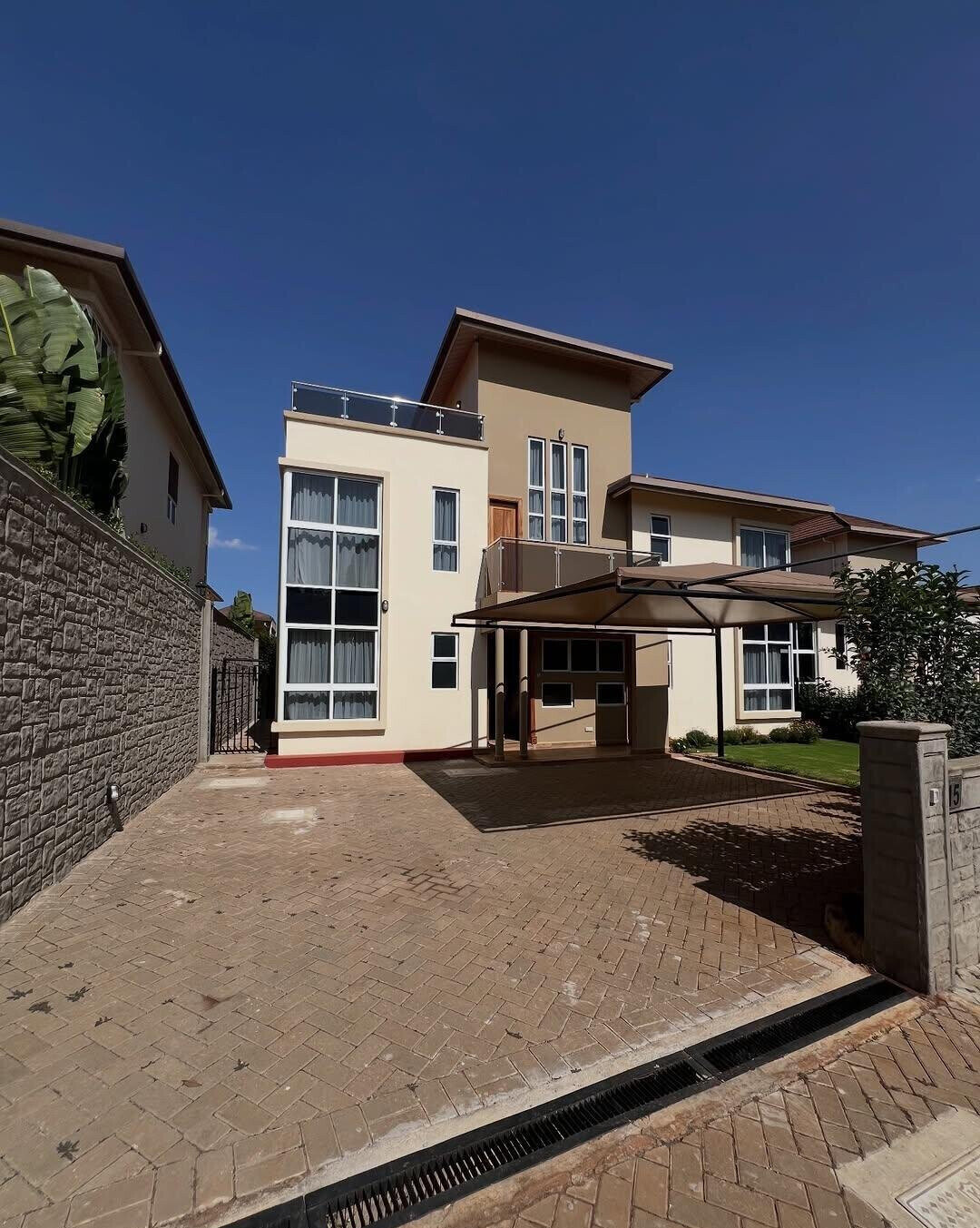 4BR All-Ensuite Townhouse with Private Garden & Pool - Runda