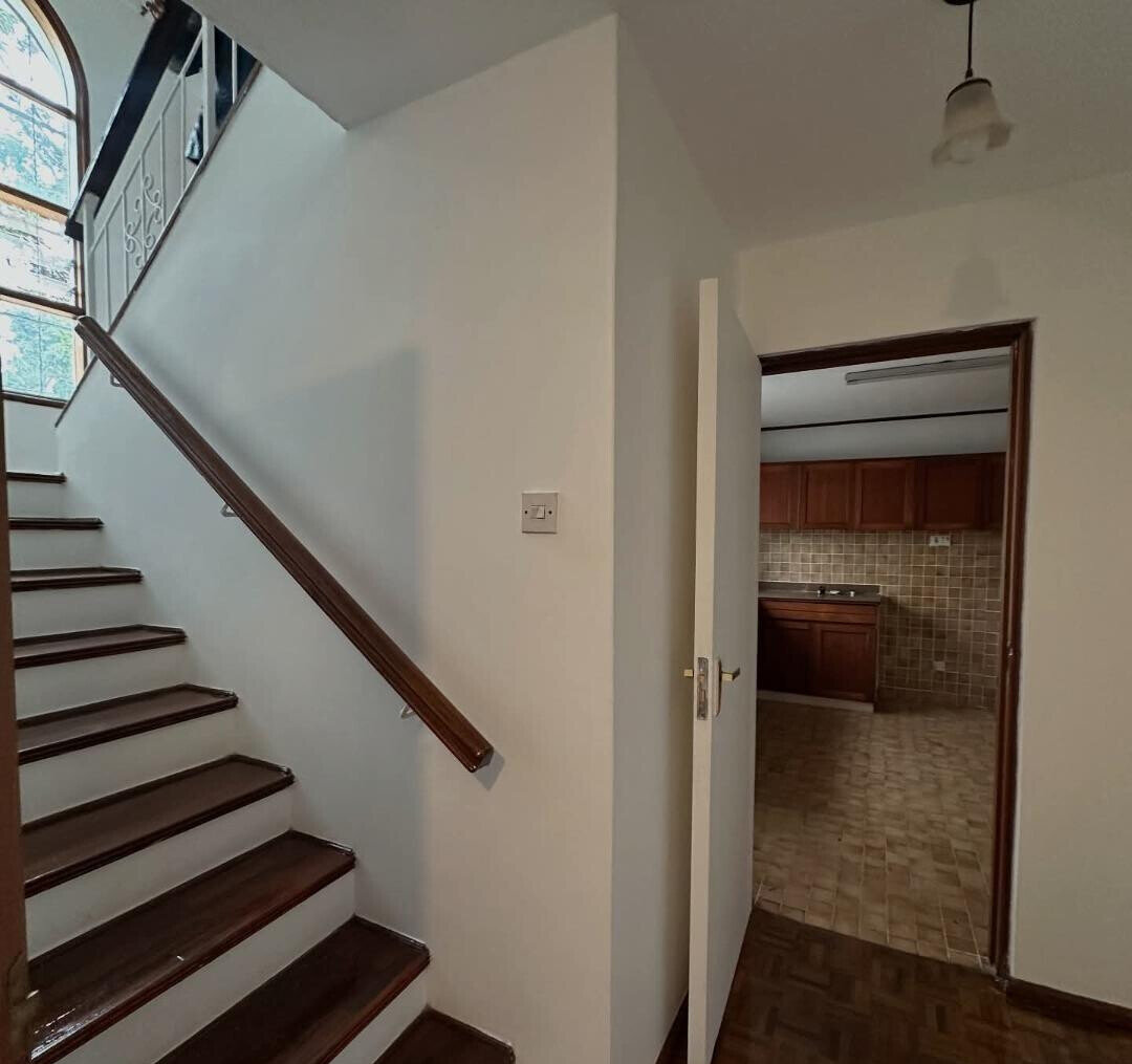 3BR Maisonette with DSQ & Private Gate - Kileleshwa