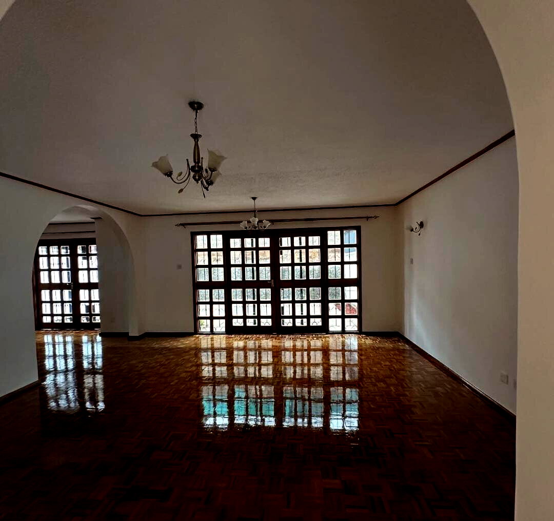 3BR Maisonette with DSQ & Private Gate - Kileleshwa