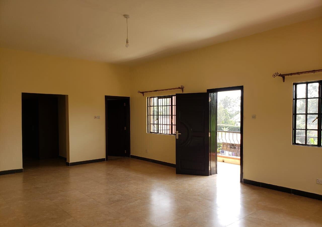 3BR Townhouse with DSQ & CCTV in Leafy Runda