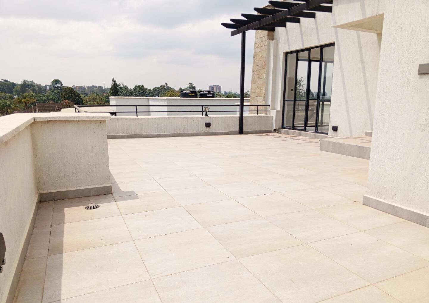 Triplex Townhouse with Sunken Lounge & Backup Generator - Lavington
