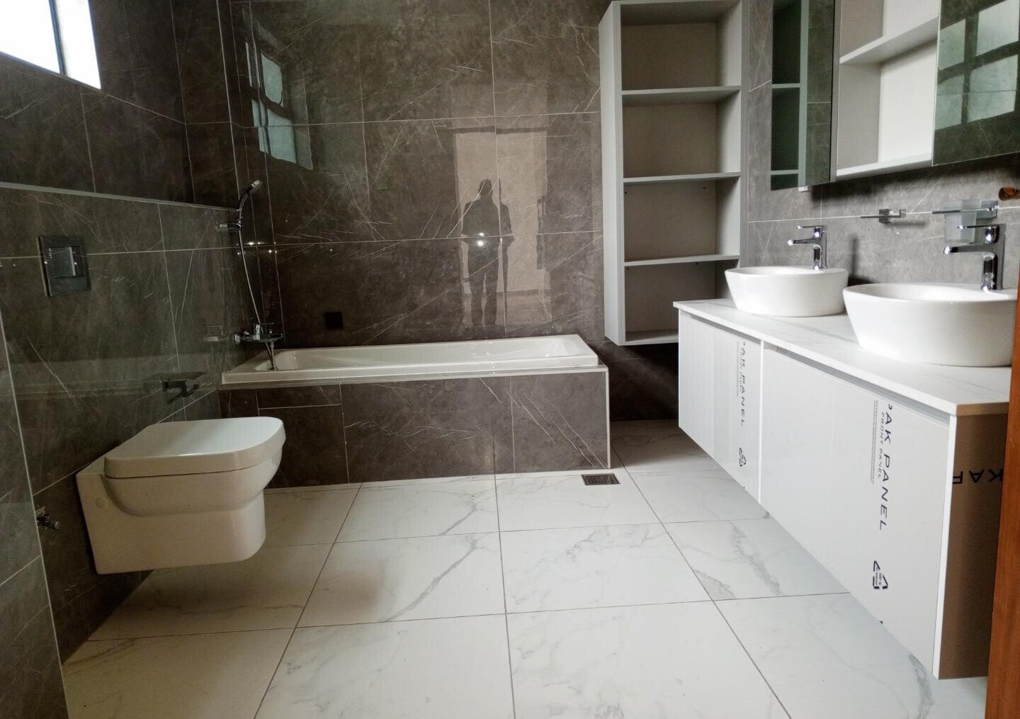 Triplex Townhouse with Sunken Lounge & Backup Generator - Lavington