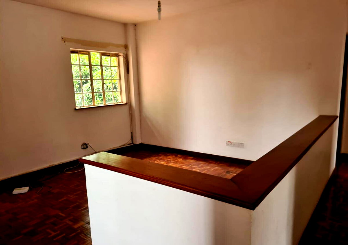 Half-Acre Townhouse with Hardwood Doors & DSQ - Lower Kabete