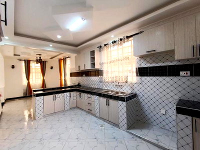 3bdrm Bungalow in Juja for sale - Image 4