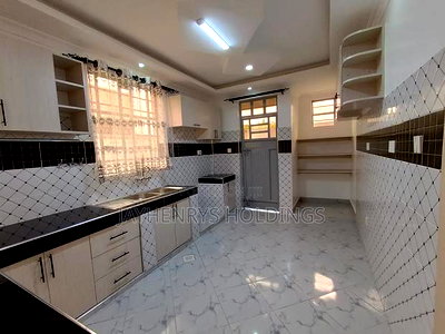 3bdrm Bungalow in Juja for sale - Image 3