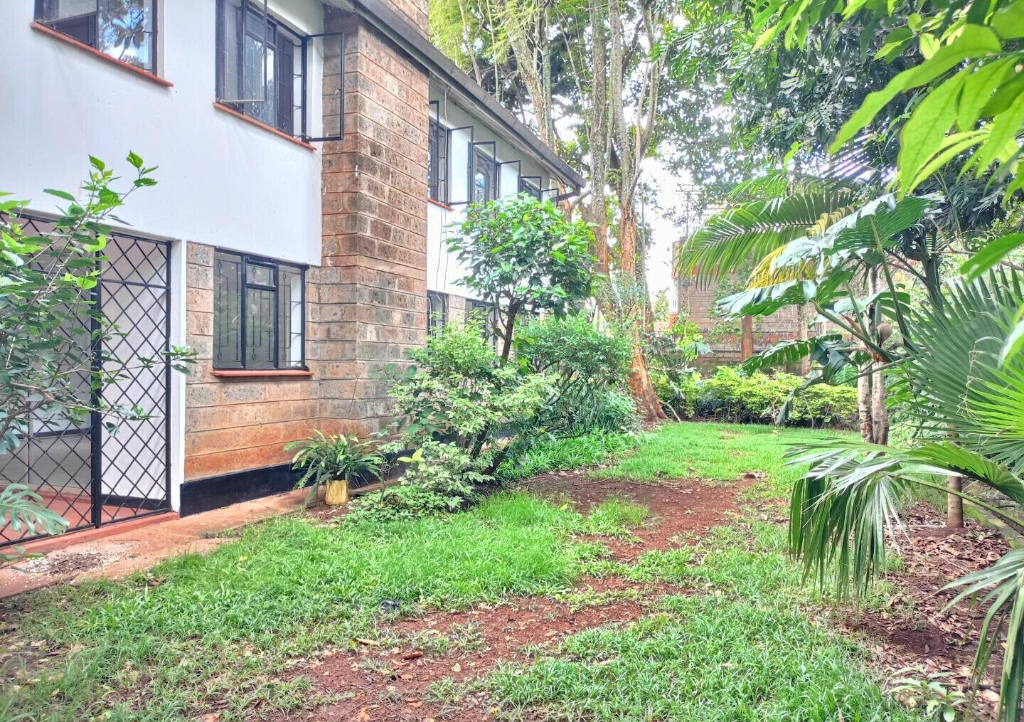 Gated 4BR Home with Garden