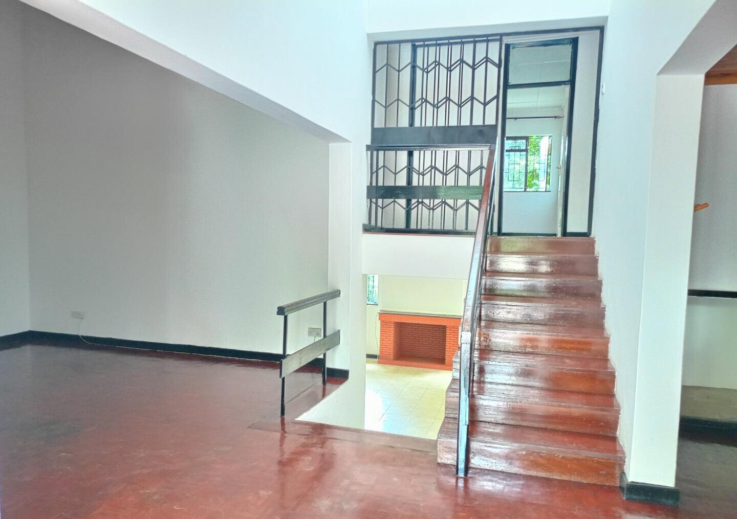 Gated 4BR Home with Garden