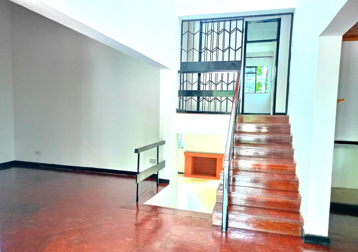 Gated 4BR Home with Garden
