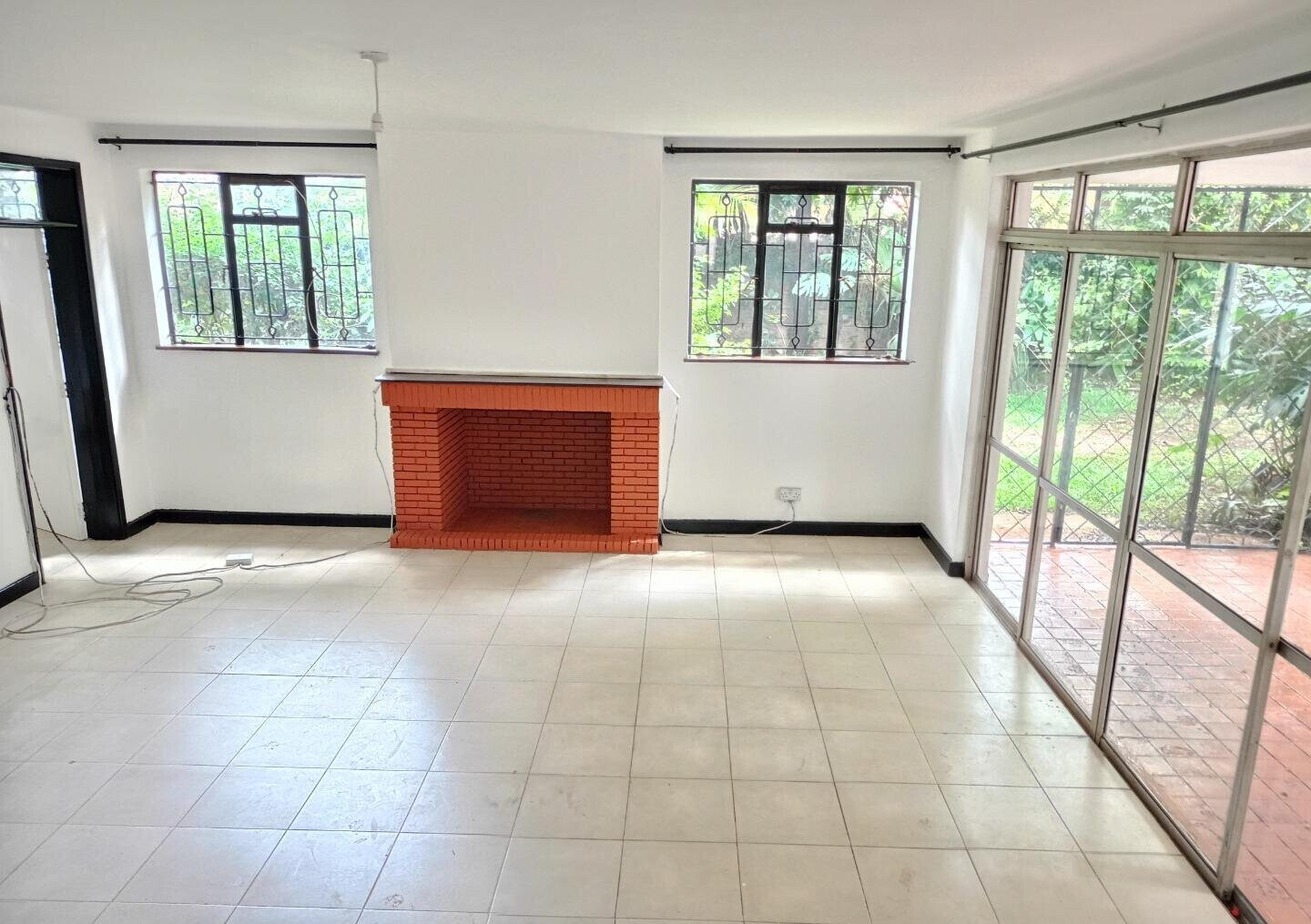 Gated 4BR Home with Garden