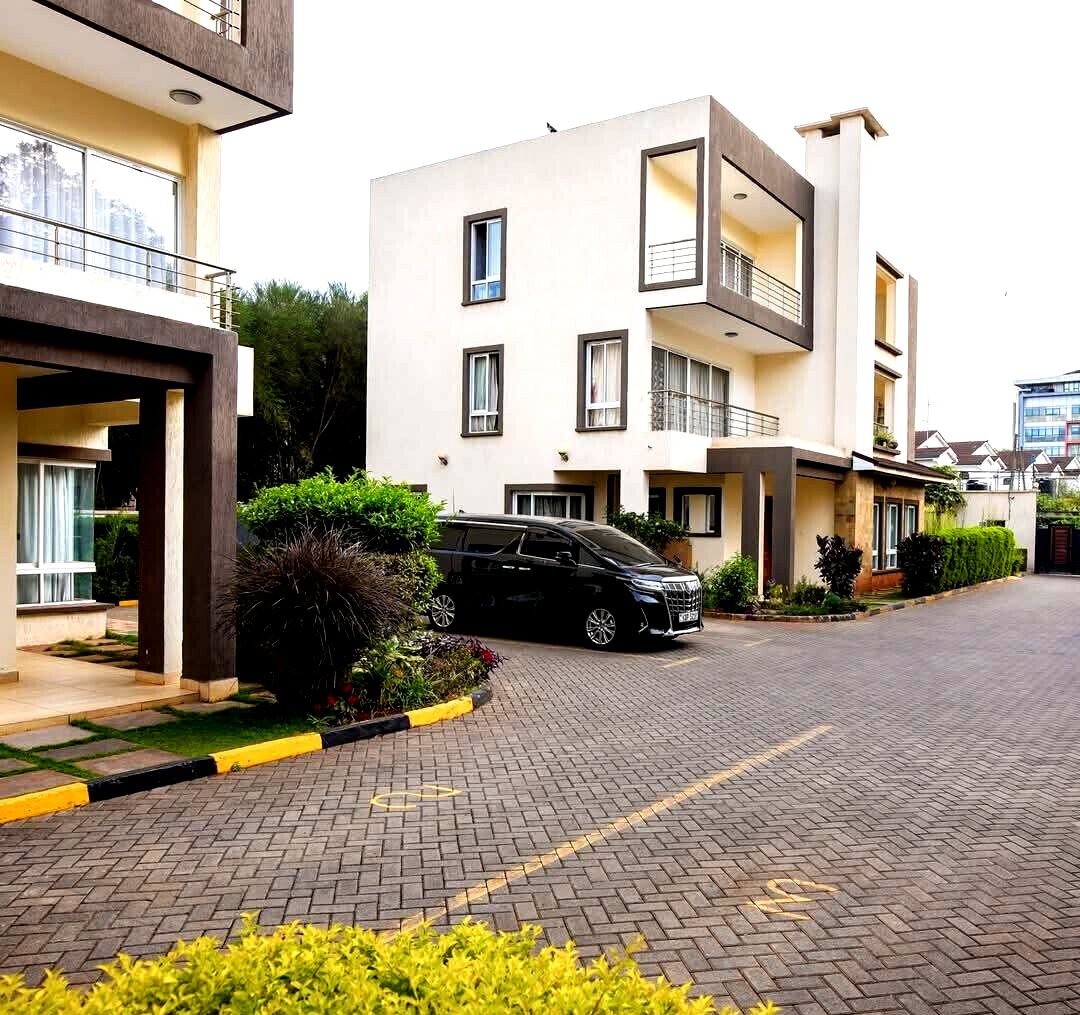 Exclusive 5-Ensuite Townhouse in a 4-Unit Compound - Lavington