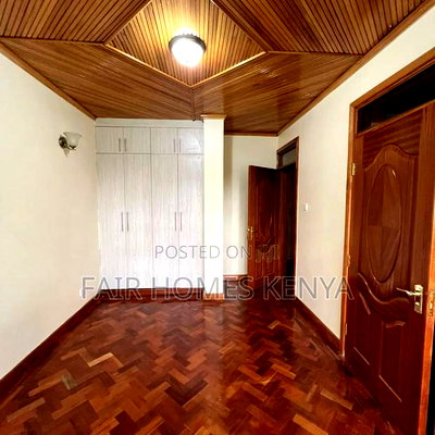 5bdrm Townhouse/Terrace in Lavington Green for sale - Image 8