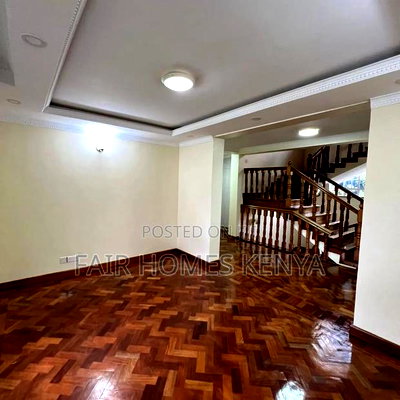 5bdrm Townhouse/Terrace in Lavington Green for sale - Image 9