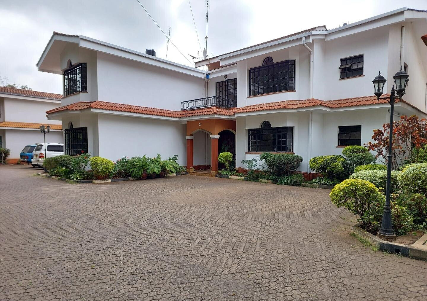 5-Bed Townhouse in 8-Unit Gated Community with Lush Greenery - Lavington