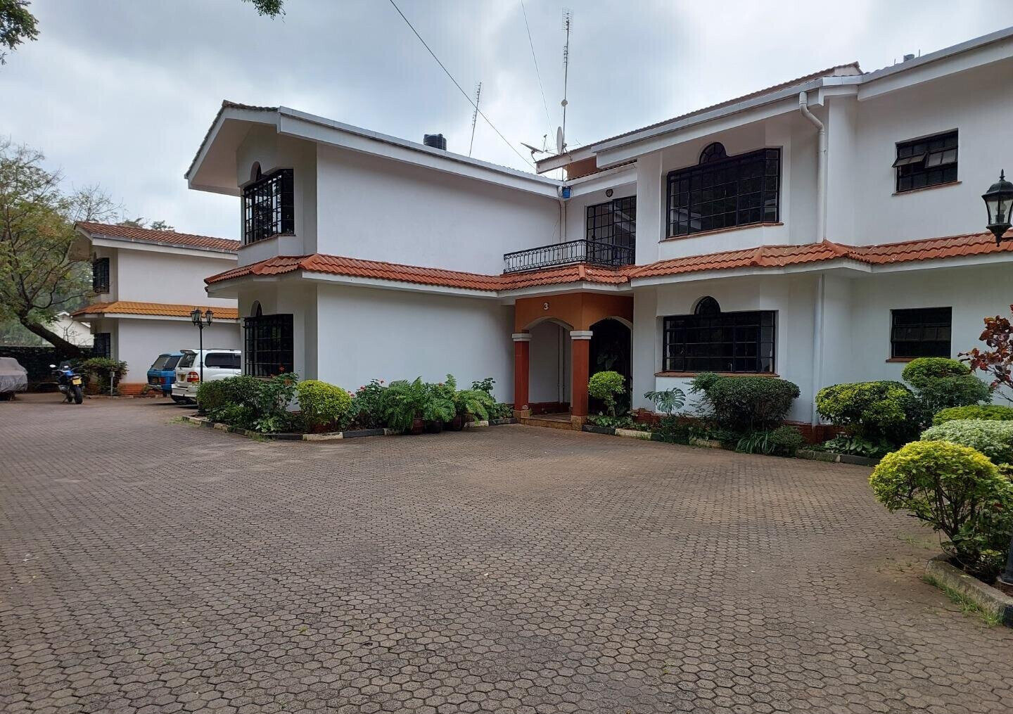 5-Bed Townhouse in 8-Unit Gated Community with Lush Greenery - Lavington