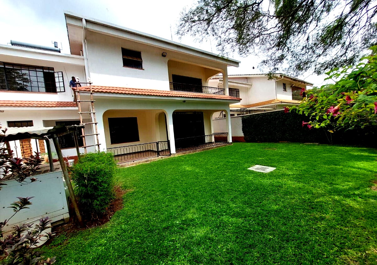 5-Bed Townhouse in 8-Unit Gated Community with Lush Greenery - Lavington