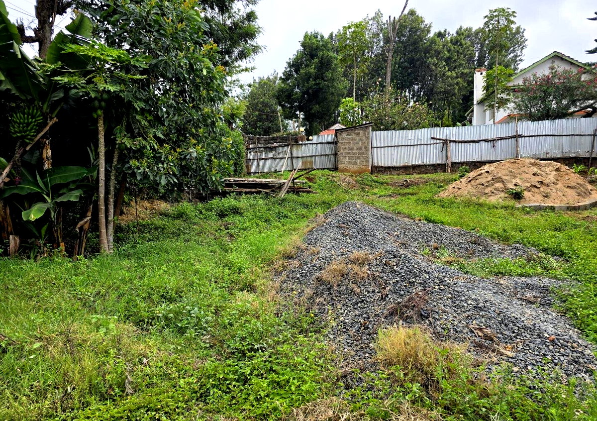 Half Acre Garden Plot with Parking - Ngong