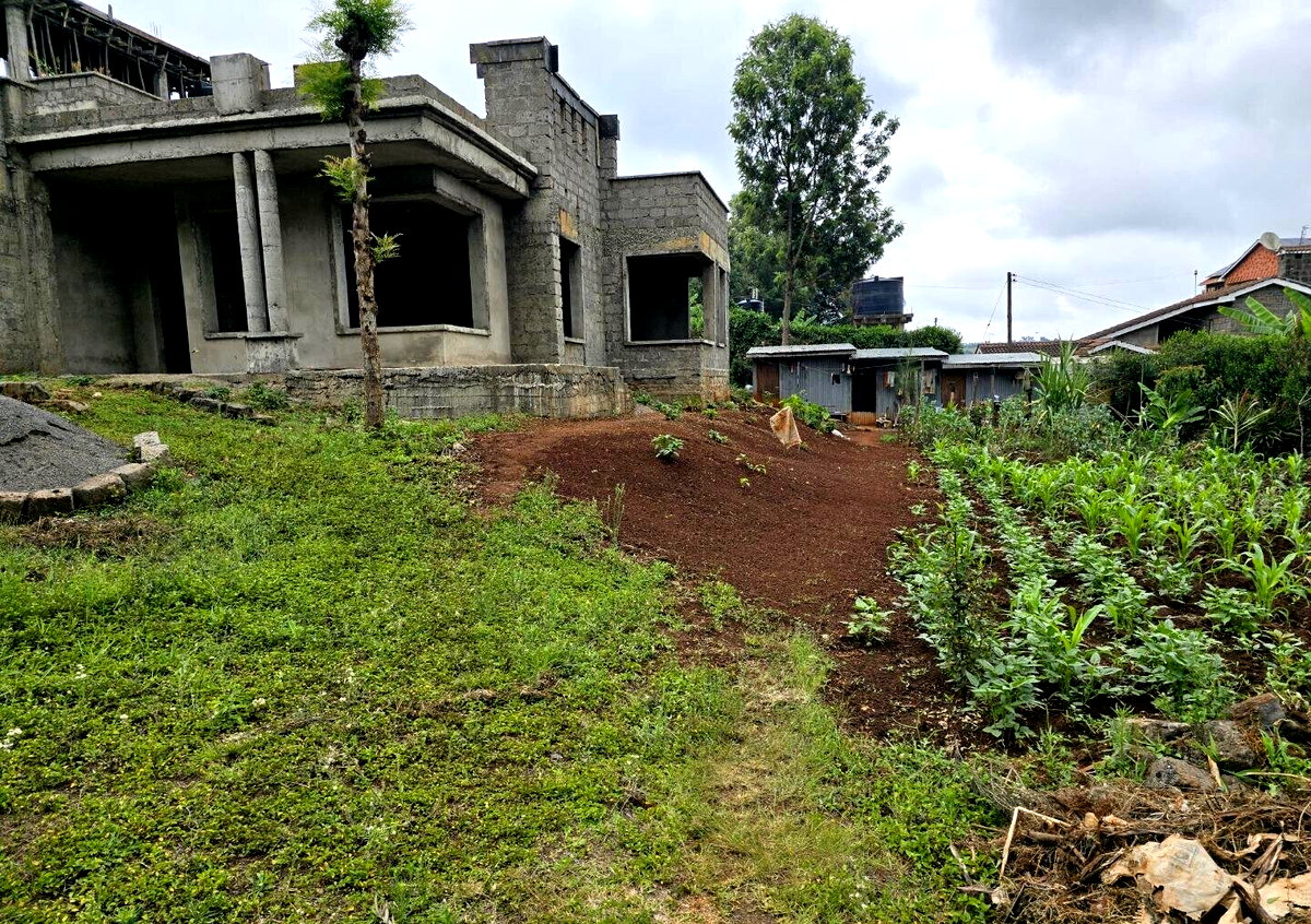 Half Acre Garden Plot with Parking - Ngong
