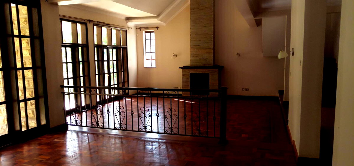 4BR All-Ensuite Townhouse with Clubhouse & Pool - Rosslyn Springs, Runda