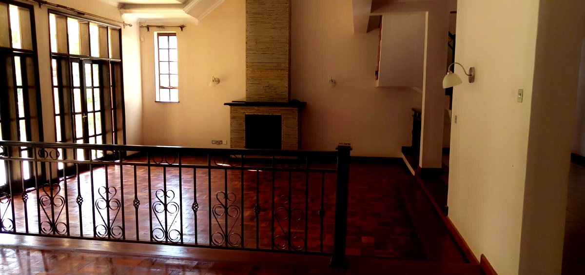 4BR All-Ensuite Townhouse with Clubhouse & Pool - Rosslyn Springs, Runda