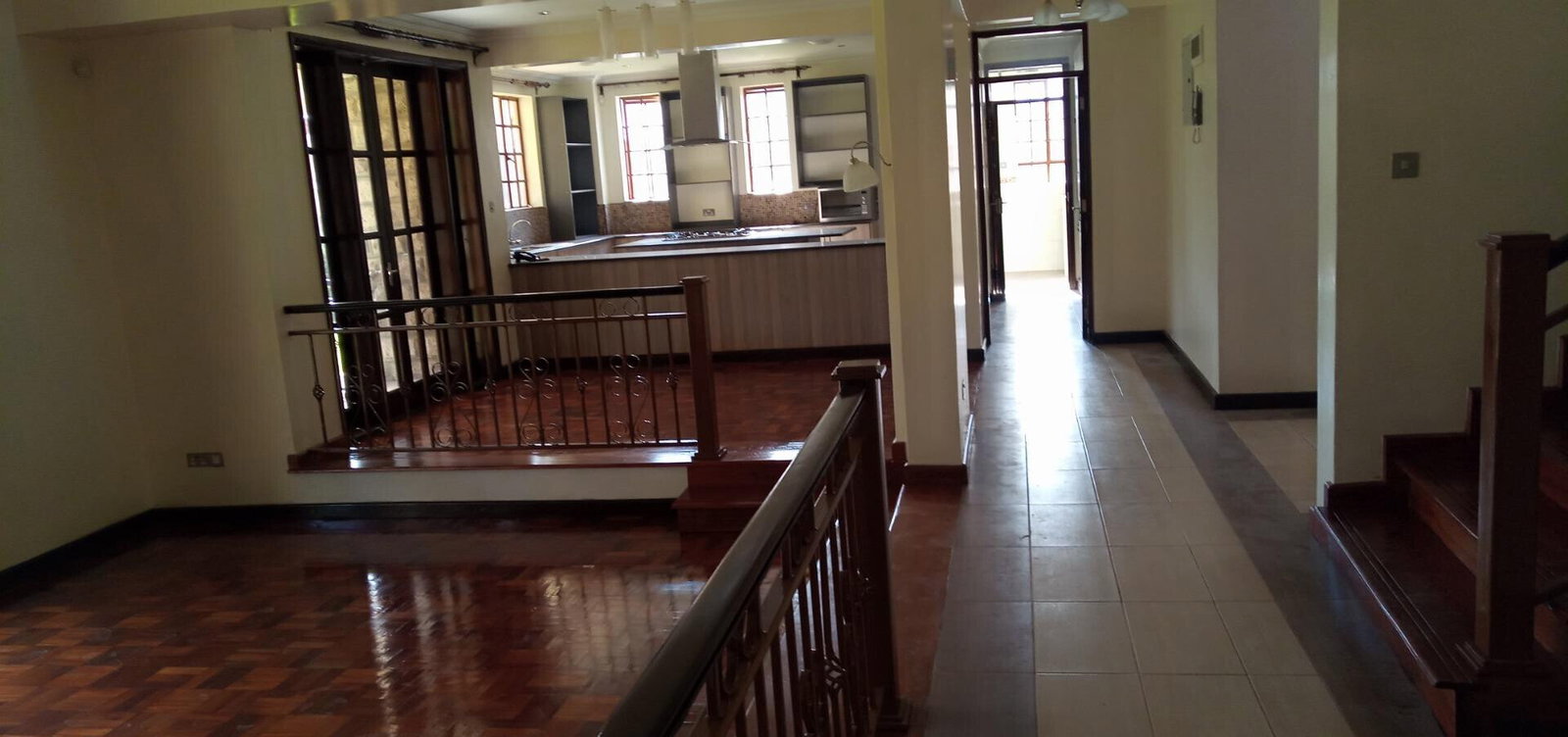 4BR All-Ensuite Townhouse with Clubhouse & Pool - Rosslyn Springs, Runda