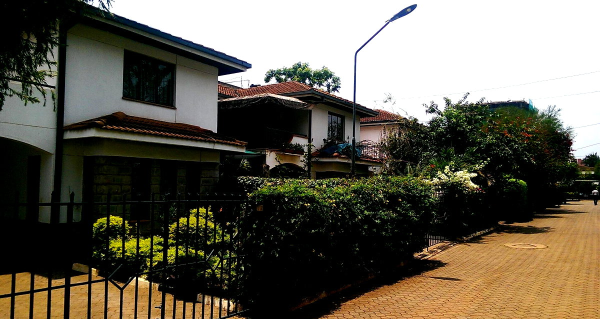 4-Ensuite Townhouse with DSQ & Garden - Westlands