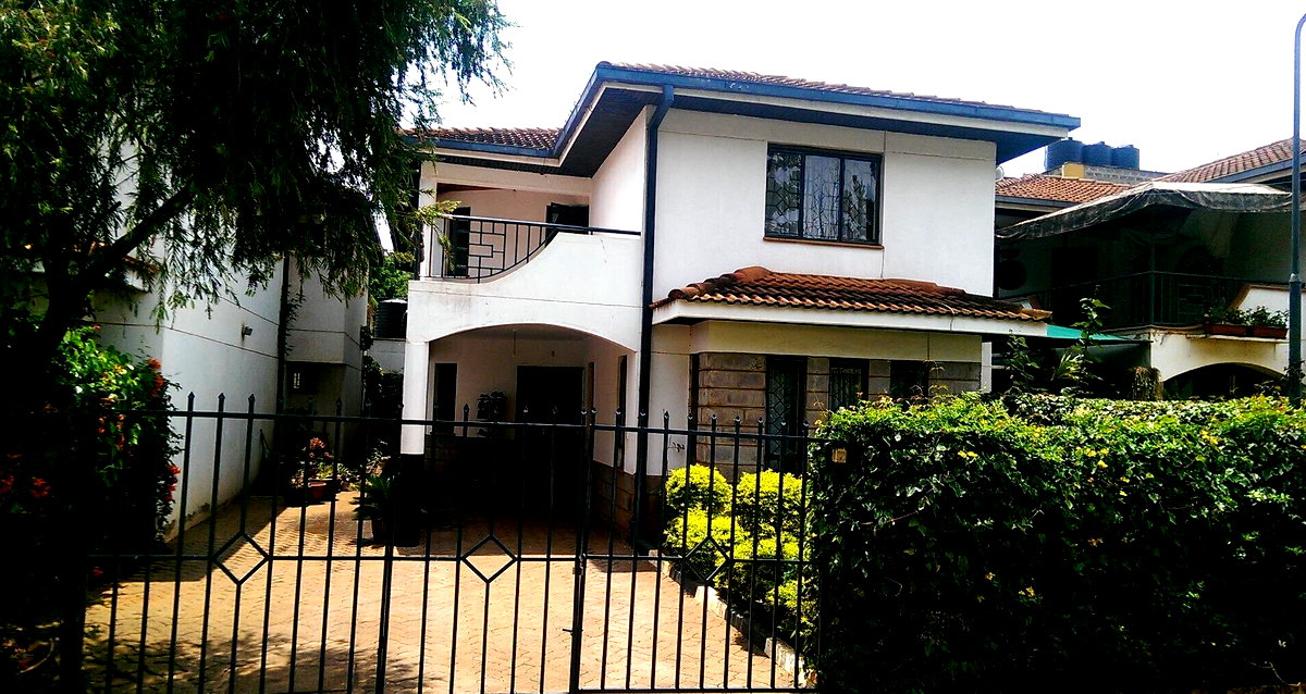 4-Ensuite Townhouse with DSQ & Garden - Westlands
