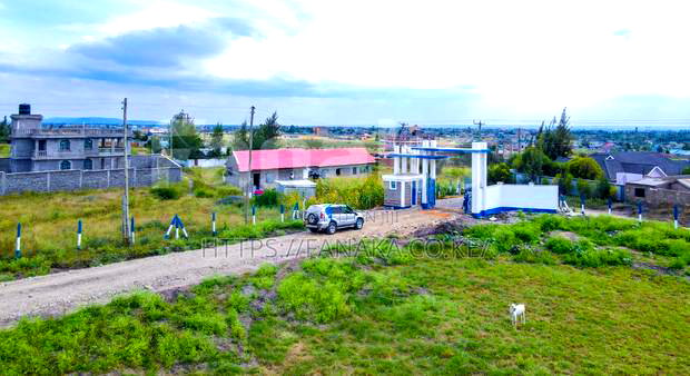 Malaa Plots 1km From Tarmac