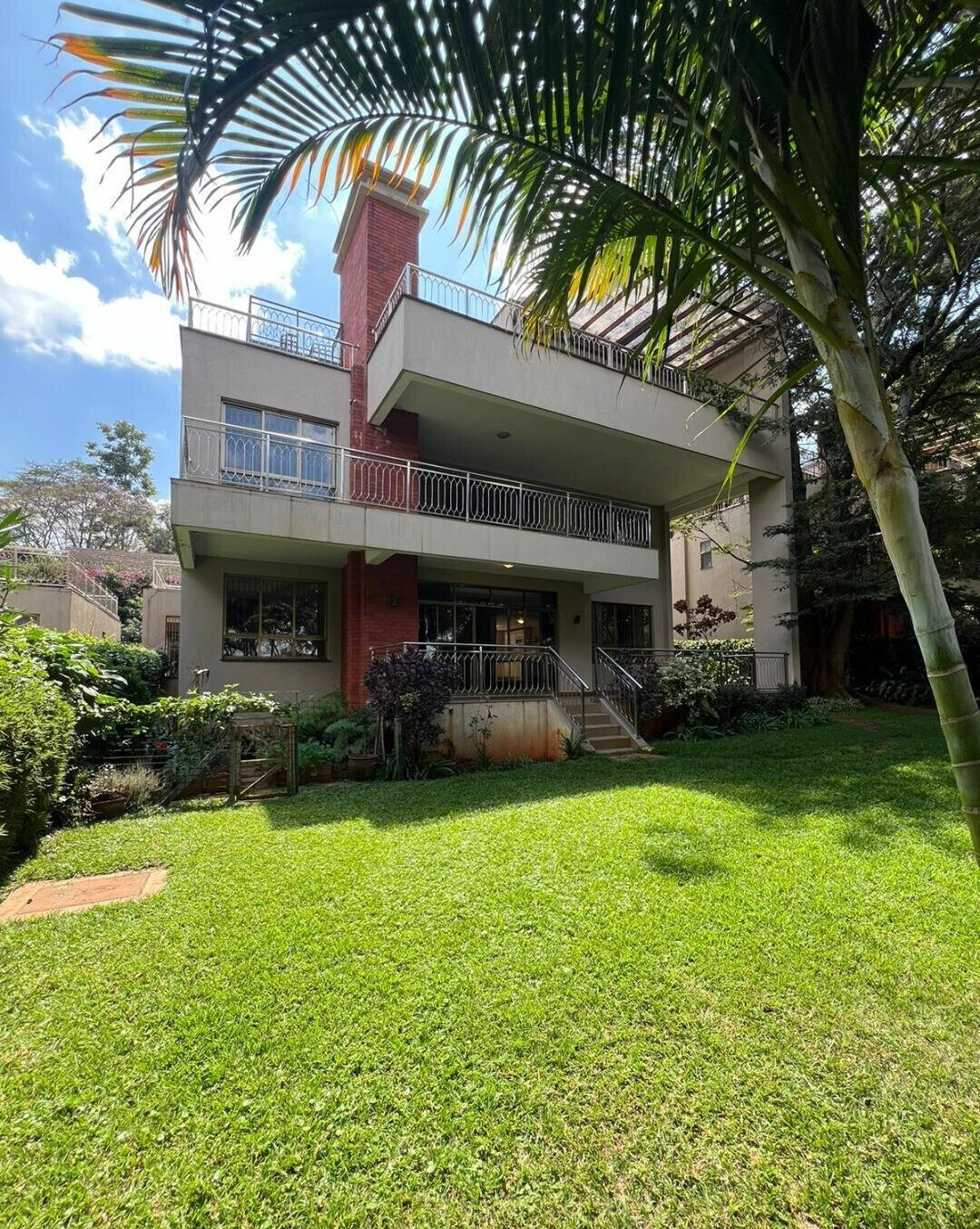 5-Ensuite Townhouse with All Bedrooms Ensuite - Lavington