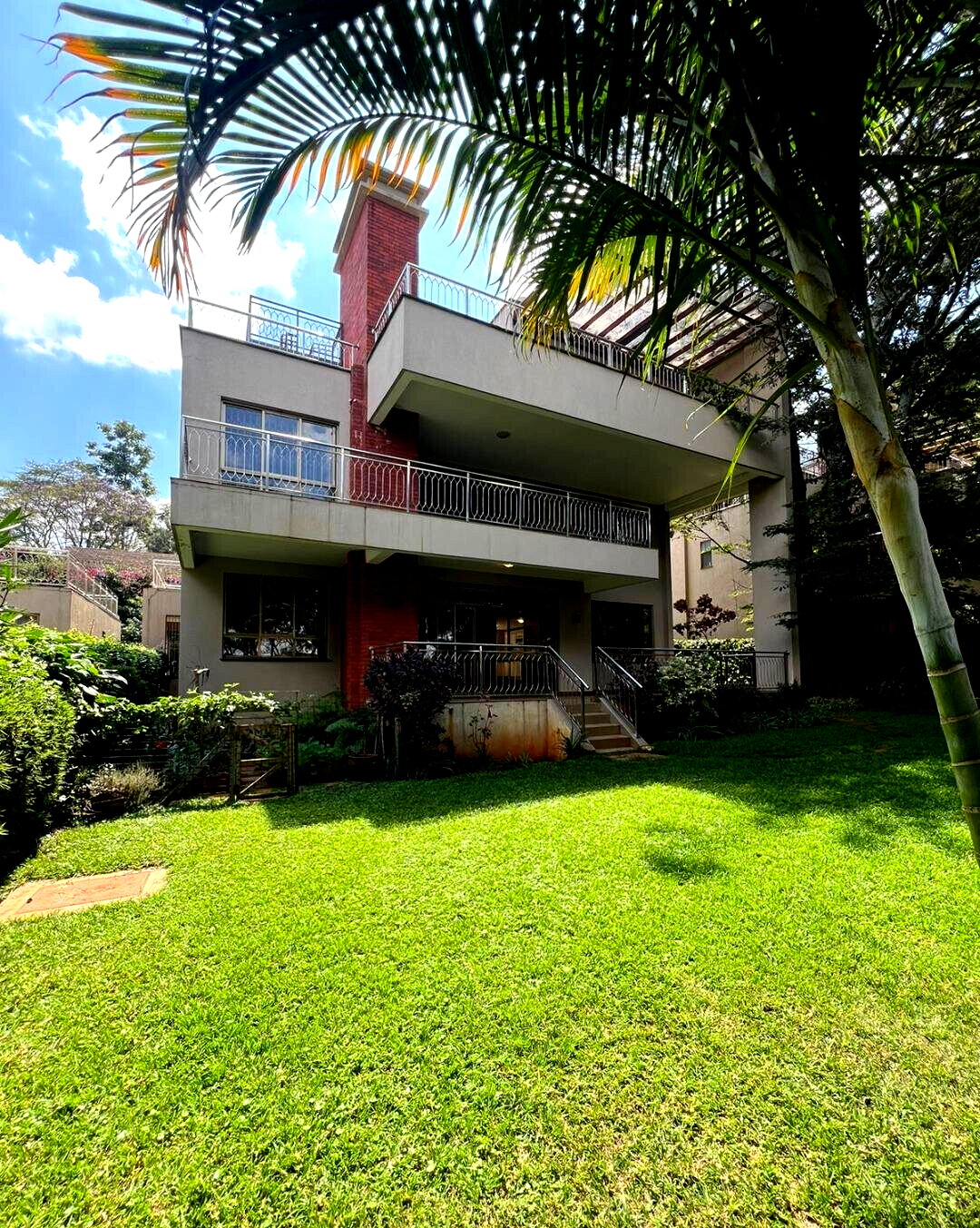 5-Ensuite Townhouse with All Bedrooms Ensuite - Lavington