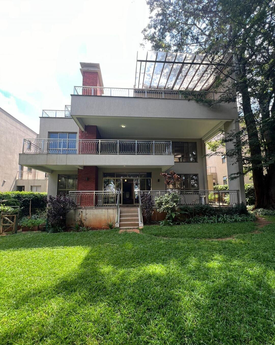 5-Ensuite Townhouse with All Bedrooms Ensuite - Lavington