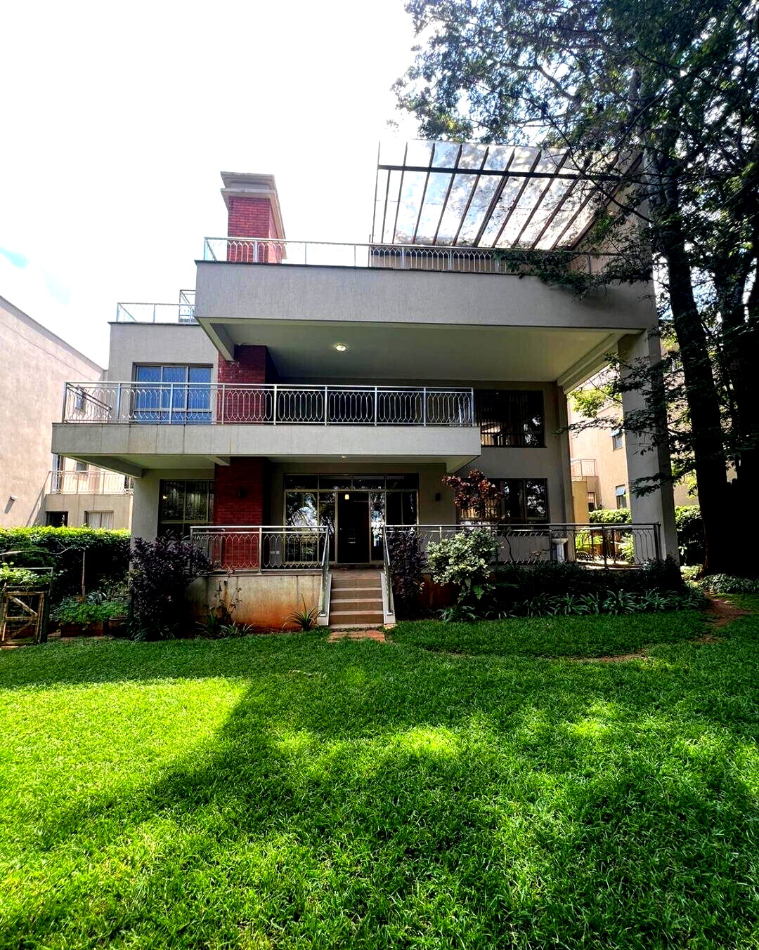 5-Ensuite Townhouse with All Bedrooms Ensuite - Lavington