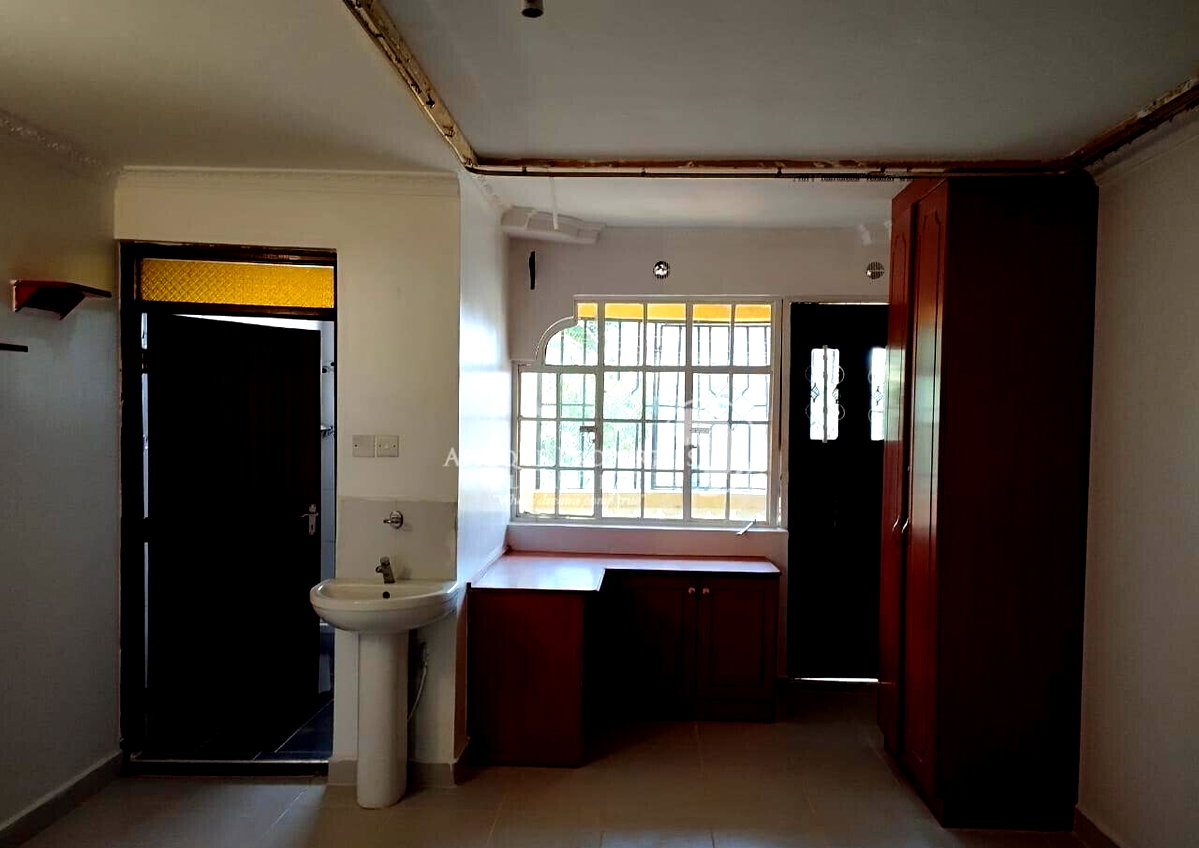 KSh 24M Townhouse Duo in Embakasi