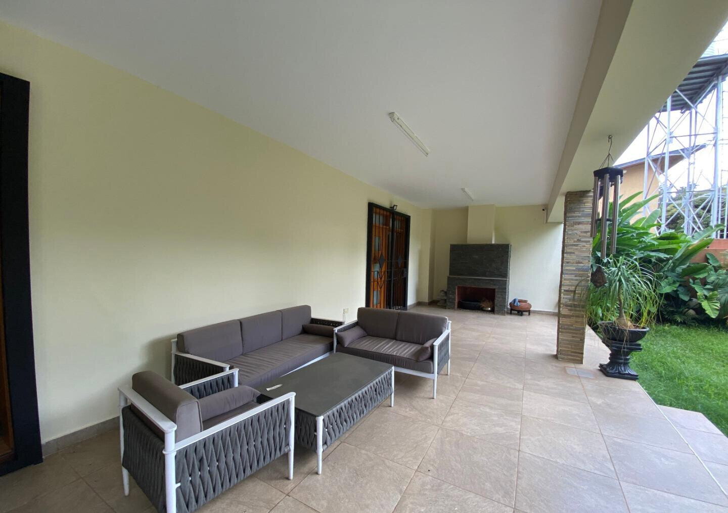 5BR All-Ensuite Townhouse with Steam & Sauna - Kyuna, Spring Valley