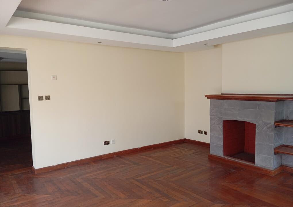5-Ensuite Townhouse with Rooftop Terrace & City Views - Lavington
